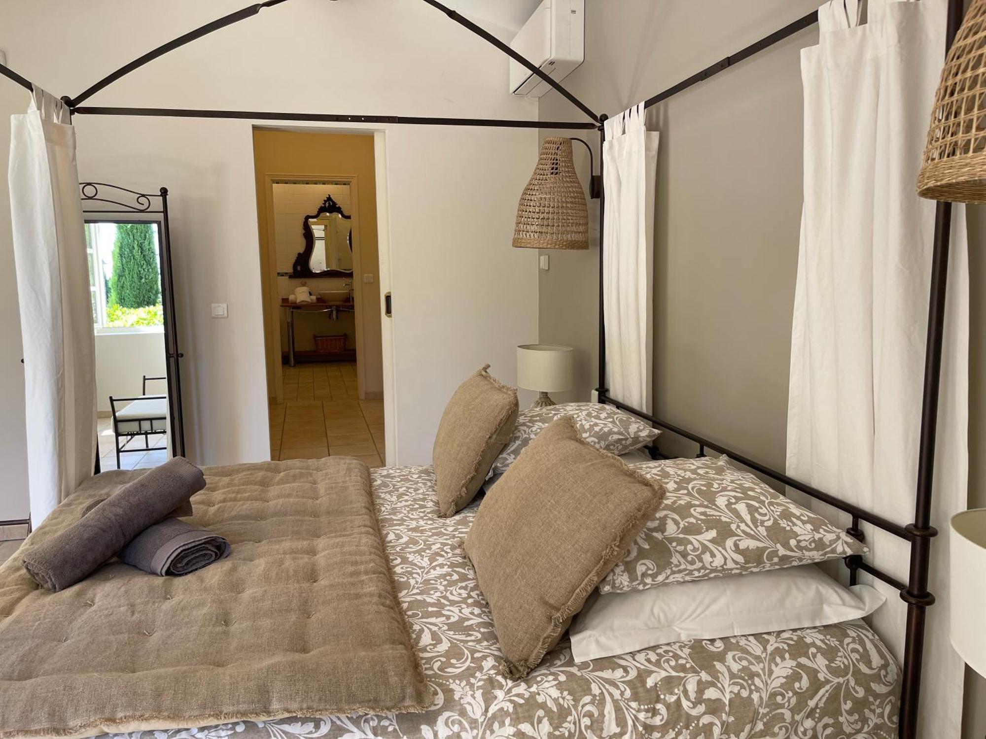 La Villa Baronnette Cabrieres-d'Avignon Ngoại thất bức ảnh